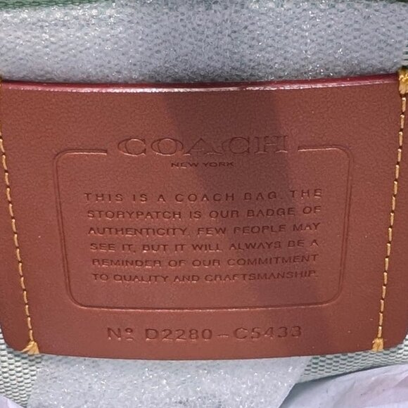 NWT Coach Andie Orignal Glovetanned Leather Hobo Bag Purse Crossbody Shoulder - Picture 4 of 4